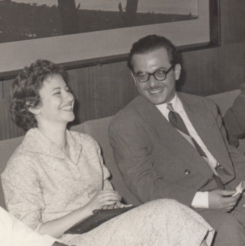 صورة من الخمسينات: فاتن حمامة في بيروت مع محمد بديع سربيه